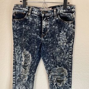 Dark wash destroyed jeans